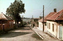 Magyarország, Veszprém, Malom utca a Galamb (Táborállás) utcától nézve., 1966, Herth Viktória dr, Bodó Emma, színes, villanyoszlop, Fortepan #76509