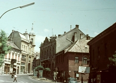 Magyarország, Veszprém, Szabadság tér az Óvári Ferenc (Népköztársaság) út felől nézve., 1968, Herth Viktória dr, Bodó Emma, színes, utcakép, Fortepan #76542