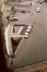 Magyarország, Veszprém, Óváros (Vöröshadsereg) tér a Tűztoronyból nézve., 1968, Herth Viktória dr, Bodó Emma, színes, csehszlovák gyártmány, motorkerékpár, automobil, Velorex-márka, Fortepan #76551