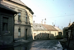 Magyarország, Veszprém, Brusznyai Árpád (Bajcsy-Zsilinszky) utca a Szabadság tér irányába nézve., 1968, Herth Viktória dr, Bodó Emma, színes, utcakép, kockakő, Fortepan #76562