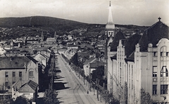 Magyarország, Pécs, Szabadság utca az Indóház tér felől nézve, háttérben a Székesegyház látszik., 1935, Erky-Nagy Tibor, Bazilika, katolikus, neoromán építészet, székesegyház, Fortepan #76669