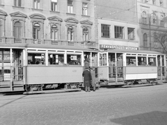 Hungary, Budapest V., Károly körút (Somogyi Béla út) 4., 6., 8. sz. épületek., 1950, Magyar Rendőr, sign-board, tram, Budapest, public transport line number, Fortepan #7681