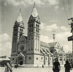 Magyarország, Nyíregyháza, Kossuth tér, római katolikus székesegyház., 1940, Klenner Aladár, templom, Fortepan #76846