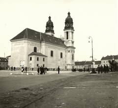 Magyarország, Pápa, Fő tér, Nagytemplom., 1941, Klenner Aladár, templom, katolikus, Fellner Jakab-terv, Fortepan #76862