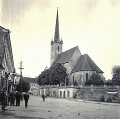 Románia,Erdély, Dés, a felvétel a református templom mögötti parknál, a magyar csapatok bevonulása idején készült., 1940, Klenner Aladár, templom, Fortepan #76939