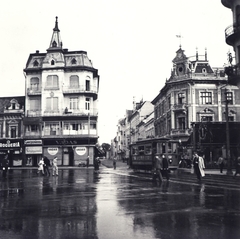 Romania,Transylvania, Oradea, Bémer tér (Piata Regele Ferdinand I) a Rimanóczy Kálmán utca (Áldás utca, Strada Iosif Vulcan) felé nézve., 1940, Klenner Aladár, tram, Fortepan #76955