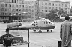 Magyarország, Budapest XIV., Ötvenhatosok tere (Felvonulási tér), Budapesti Ipari Vásár. Kamov KA-18 típusú helikopter., 1960, Erky-Nagy Tibor, Szovjetunió, szovjet gyártmány, helikopter, Aeroflot légitársaság, Kamov-márka, Kamov Ka-18, Budapest, cirill írás, Fortepan #77105