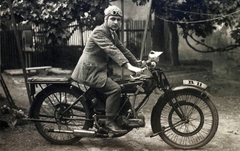 Serbia, Novi Sad, 1930, Hajdu András, motorcycle, number plate, Raleigh-brand, Fortepan #77155