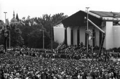 Magyarország, Budapest XIV., Hősök tere 1989. június 16-án, az 56-os hősök újratemetésekor., 1989, tm, Budapest, 1956-utóélet, rendszerváltás, Fortepan #77275