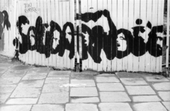 Lengyelország, Varsó, Alkotmány tér (Plac Konstytucji)., 1989, tm, graffiti, Szolidaritás Független Szakszervezet, rendszerváltás, Fortepan #77348