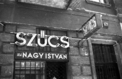 Magyarország, Budapest XIII., Pozsonyi út 11/b., 1989, tm, Budapest, szűcs, neon felirat, Fortepan #77365