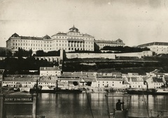 Magyarország, Budapest I., Királyi Palota (később Budavári Palota) és a Lánchíd utca házai a Dunáról nézve. A felvétel 1865 körül készült., 1900, Simon Gyula, víztükör, fürdőzés, látkép, folyópart, gőzhajó, lapátkerekes hajó, Kolowrat hajó, Budapest, Fortepan #77647