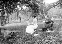 1917, Fortepan, free time, garden, reading, women, jar, Fortepan #7768