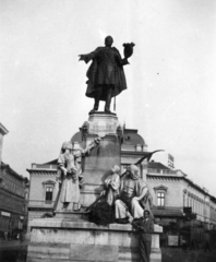 Magyarország, Szeged, Klauzál tér, Kossuth Lajos szobra (Róna József, 1902.)., 1935, Plesovszki Ákos, szobor, Kossuth Lajos-ábrázolás, Fortepan #77773