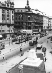 Magyarország, Budapest V., Ferenciek tere (Apponyi tér) a Kossuth Lajos utca felé nézve., 1948, Mihalik István, autóbusz, villamos, Budapest, utcakép, Fortepan #77928