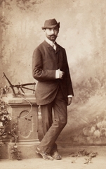 1900, Nagy Beatrix Julianna, portrait, hat, studio, man, hand-in-waistcoat, cross-legged standing, Fortepan #78040