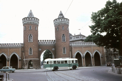 Németország, Potsdam, Friedrich Ebert Strasse, Nauener Tor., 1979, Kátai Gyuláné, színes, autóbusz, Trabant-márka, NDK, automobil, Fortepan #78074