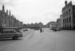 Czech Republik, Telč, Piactér (náměstí Zachariáše z Hradce)., 1984, Berkó Pál, Czechoslovakia, square, Skoda-brand, minivan, automobile, TAZ-brand, Fortepan #78299