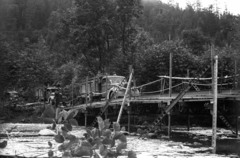 Ukrajna, 1941, Berkó Pál, híd, folyó, német gyártmány, teherautó, Ford-márka, második világháború, 39M Ford-Marmon-Herrington, Ford G917T, keleti front, Fortepan #78330