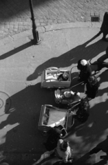 Hungary, Budapest VII., Rákóczi út - Kazinczy utca sarok., 1946, Berkó Pál, baby carriage, shadow, Budapest, bird's eye view, Fortepan #78455