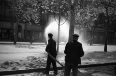 Hungary, Budapest VI., Andrássy út az Oktogon felől az Eötvös utca felé nézve., 1946, Berkó Pál, street view, genre painting, hosing, Budapest, sign-board, Fortepan #78831