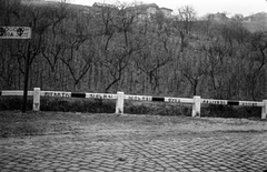 Hungary, Budapest XII., Törökbálinti út - Edvi Illés út sarok., 1944, Berkó Pál, label, antisemitism, Budapest, road railings, Fortepan #79489