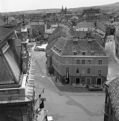 Magyarország, Sopron, Fő (Beloiannisz) tér, a Patika-ház a Tűztoronyból nézve., 1967, UVATERV, Fortepan #79729