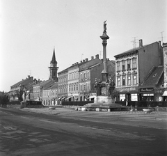 Magyarország, Sopron, Várkerület (Lenin körút), szemben a Mária-oszlop, háttérben a Szent György-templom tornya., 1970, UVATERV, Fortepan #79730