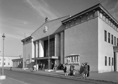 Hungary, Székesfehérvár, vasútállomás., 1956, UVATERV, socialist realism, Red Star, train station, Rákosi crest, Fortepan #79746