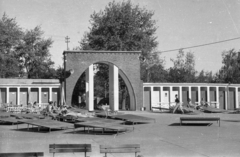 Magyarország, Debrecen, Nagyerdei Strandfürdő., 1951, UVATERV, strand, főbejárat, Fortepan #79800