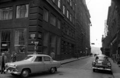 Magyarország, Budapest V., Váci utca, szemben a Piarista (Pesti Barnabás) utca., 1960, UVATERV, GAZ M21 Volga, Budapest, Fortepan #79817