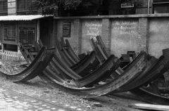 Hungary, Budapest VIII., Blaha Lujza tér, előtérben a metróépítés területe, háttérben a Corvin Áruház (Budapesti Nagyáruház)., 1956, UVATERV, subway construction, Budapest, Fortepan #79822