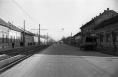 Magyarország, Budapest XIX., Üllői út (Vörös Hadsereg útja) a Dobó Katica utca torkolatától a Kossuth tér felé nézve., 1960, UVATERV, autóbusz, teherautó, Budapest, Fortepan #80082