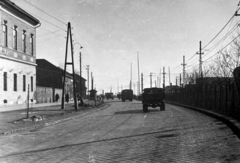 Magyarország, Budapest XX., Helsinki (Dózsa György) út, háttérben jobbra a Csepeli átjáró., 1960, UVATERV, teherautó, utcakép, kockakő, Budapest, Fortepan #80091