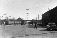 Magyarország, Budapest IX., Soroksári út, a vasúti felüljáró előtt a Kvassay Jenő út kereszteződése., 1960, UVATERV, taxi, HÉV, Moszkvics 407, Skoda 706 RT/MT, Budapest, Fortepan #80100