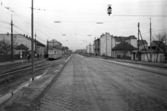 Magyarország, Budapest XI., Fehérvári út az Albertfalva kitérőnél., 1960, UVATERV, jelzőlámpa, villamos, kockakő, villamosmegálló, Ganz UV, kitérő, Budapest, végállomás, Fortepan #80122