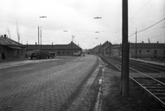 Magyarország, Budapest XI., a Fehérvári út Albertfalva kitérő és Kondorosi út közötti szakasza., 1960, UVATERV, teherautó, telefonfülke, kockakő, kompresszor, Budapest, Fortepan #80123