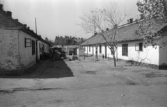 Magyarország, Miskolc, Szondi-telep, Szondi György utca 48. és 46., 1952, UVATERV, földút, lakóház, lakótelep, Fortepan #80262