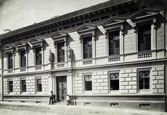 Magyarország, Budapest I., Donáti utca 36., a Mechwart-ház homlokzata. A felvétel 1880-1890 között készült. A kép forrását kérjük így adja meg: Fortepan / Budapest Főváros Levéltára. Levéltári jelzet: HU.BFL.XV.19.d.1.05.142, 1900, Budapest Főváros Levéltára / Klösz György fényképei, Klösz György, Budapest, Fortepan #82197