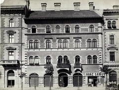 Magyarország, Budapest V., Bajcsy-Zsilinszky út (Váci körút) 28. (a háborúban elpusztult). A felvétel 1880-1890 között készült. A kép forrását kérjük így adja meg: Fortepan / Budapest Főváros Levéltára. Levéltári jelzet: HU.BFL.XV.19.d.1.05.173, 1900, Budapest Főváros Levéltára / Klösz György fényképei, Klösz György, Budapest, Fortepan #82228