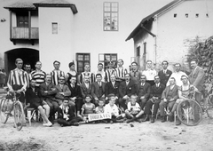 Hungary, Budapest, Törekvés SC csapata., 1920, Fortepan, bicycle, tableau, Fortepan #8224