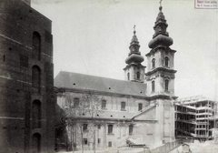 Magyarország, Budapest V., Egyetem tér és az Egyetemi templom a Királyi Pál utca felől nézve. A felvétel 1894 körül készült. A kép forrását kérjük így adja meg: Fortepan / Budapest Főváros Levéltára. Levéltári jelzet: HU.BFL.XV.19.d.1.07.076, 1900, Budapest Főváros Levéltára / Klösz György fényképei, Klösz György, Budapest, Fortepan #82400