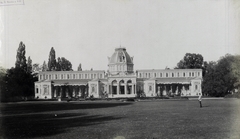 Magyarország, Margitsziget, Budapest, Margit-fürdő. A felvétel 1890 után készült. A kép forrását kérjük így adja meg: Fortepan / Budapest Főváros Levéltára. Levéltári jelzet: 
HU.BFL.XV.19.d.1.07.115, 1900, Budapest Főváros Levéltára / Klösz György fényképei, Klösz György, Ybl Miklós-terv, fürdés, Fortepan #82439