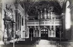 Magyarország, Budapest V., Váci utca, Belvárosi Szent Mihály-templom (Angolkisasszonyok temploma). A felvétel 1892 körül készült. A kép forrását kérjük így adja meg: Fortepan / Budapest Főváros Levéltára. Levéltári jelzet: HU.BFL.XV.19.d.1.07.118, 1900, Budapest Főváros Levéltára / Klösz György fényképei, Klösz György, barokk-stílus, katolikus, templombelső, Budapest, Angolkisasszonyok, orgona, Fortepan #82442