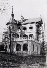 Magyarország, Budapest XII., Mátyás király út 25., Majorossy-villa. A felvétel 1890 után készült. A kép forrását kérjük így adja meg: Fortepan / Budapest Főváros Levéltára. Levéltári jelzet: HU.BFL.XV.19.d.1.07.166, 1900, Budapest Főváros Levéltára / Klösz György fényképei, Klösz György, villa, Budapest, Fortepan #82490