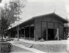 Magyarország, Városliget, Budapest XIV., "Millenniumi kiállítás: A boszniai közlekedési eszközöket bemutató pavilon. A felvétel 1896-ban készült." A kép forrását kérjük így adja meg: Fortepan / Budapest Főváros Levéltára. Levéltári jelzet: HU.BFL.XV.19.d.1.09.099, 1900, Budapest Főváros Levéltára / Klösz György fényképei, Klösz György, Budapest, Ezredéves Országos Kiállítás, Fortepan #82757