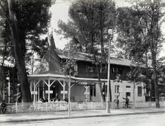 Magyarország, Városliget, Budapest XIV., "Millenniumi kiállítás: Tejgazdasági pavilon. A felvétel 1896-ban készült." A kép forrását kérjük így adja meg: Fortepan / Budapest Főváros Levéltára. Levéltári jelzet: HU.BFL.XV.19.d.1.09.104, 1900, Budapest Főváros Levéltára / Klösz György fényképei, Klösz György, tejipar, Budapest, Ezredéves Országos Kiállítás, Fortepan #82762