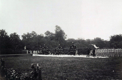 Hungary, Budapest VIII., Orczy-kert, a Ludovika Akadémia ünnepsége a millennium alkalmával Ferenc József tiszteletére. A hallgatók sportbemutatója. A felvétel 1896. június 12-én készült. A kép forrását kérjük így adja meg: Fortepan / Budapest Főváros Levéltára. Levéltári jelzet: HU.BFL.XV.19.d.1.09.149, 1900, Budapest Főváros Levéltára / Klösz György fényképei, Klösz György, exercise, Budapest, human pyramid, Fortepan #82806