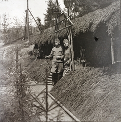 Romania,Transylvania, Ciobăniș, harcálláspont a község közelében., 1917, Ebner, First World War, soldier, camouflage, Fortepan #83655