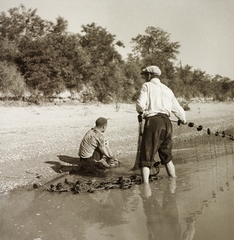 1935, Ebner, halászat, folyópart, halászháló, Fortepan #83760